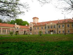 Zespół Pałacowo parkowy w Dobrocinie